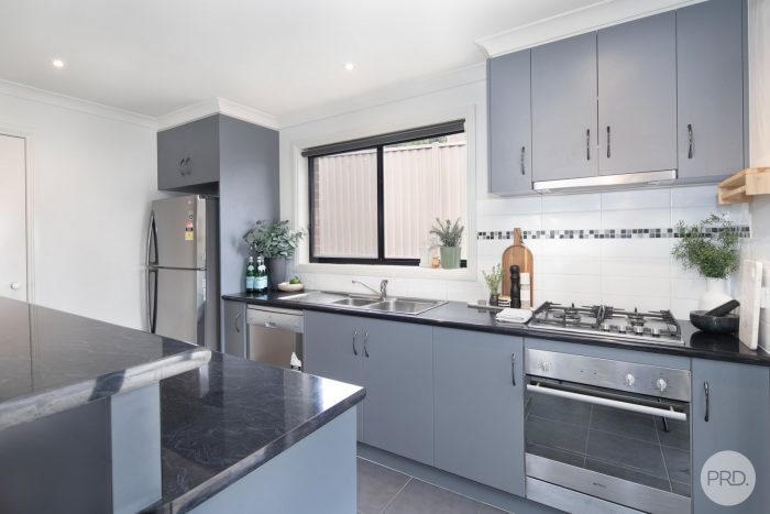14 Muller Ct, Mount Clear VIC 3350, Australia