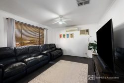 10 Nardoo Ct, Thurgoona NSW 2640, Australia