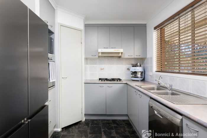 10 Nardoo Ct, Thurgoona NSW 2640, Australia