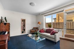 1 6/112 Normanby Ave, Thornbury VIC 3071, Australia