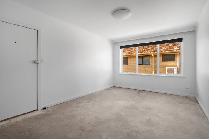 1 6/112 Normanby Ave, Thornbury VIC 3071, Australia