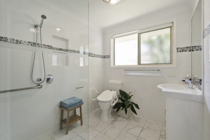 Unit 2/13 Cabana Ct, Banora Point NSW 2486, Australia