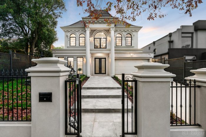 68 Nungerner St, Balwyn VIC 3103, Australia