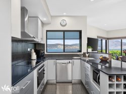 567 Oceana Dr, Howrah TAS 7018, Australia