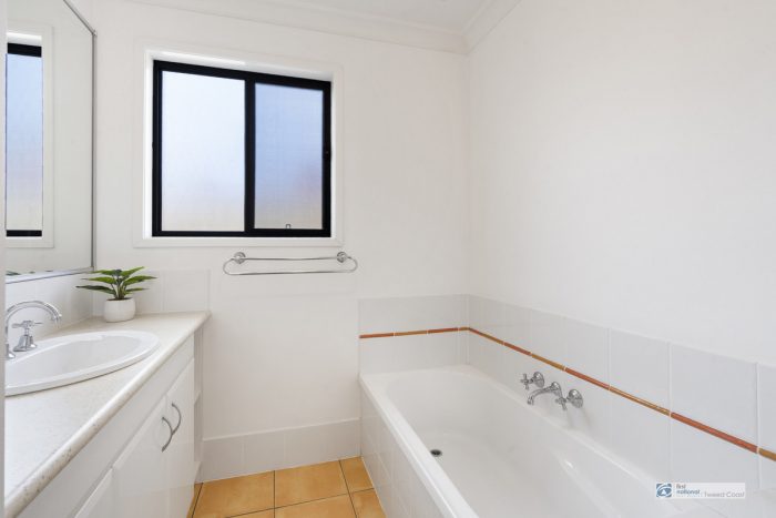 Unit 49/12 Trigonie Dr, Tweed Heads South NSW 2486, Australia