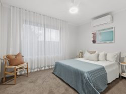 8 Pacific Cl, Seaford Rise SA 5169, Australia