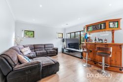 6 Parry Dr, Sunshine West VIC 3020, Australia