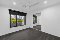 37 Teal Circuit, Greenbank QLD 4124, Australia