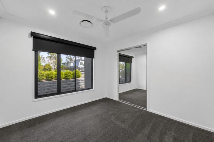 37 Teal Circuit, Greenbank QLD 4124, Australia
