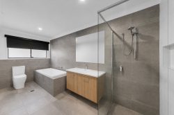 37 Teal Circuit, Greenbank QLD 4124, Australia