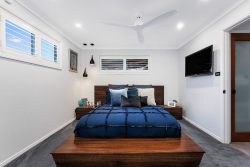 37 Platypus Rd, Berkeley Vale NSW 2261, Australia