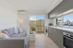 12 Sheshan Rd, Dunsborough WA 6281, Australia