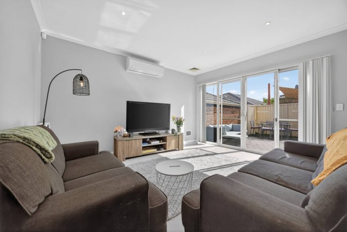 379B Flinders St, Nollamara WA 6061, Australia