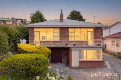 29 Proctors Rd, Dynnyrne TAS 7005, Australia