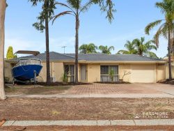 128 Illawarra Cres S, Ballajura WA 6066, Australia