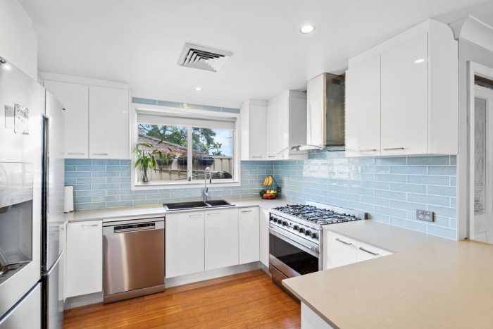 5 Hanson Cl, Kariong NSW 2250, Australia
