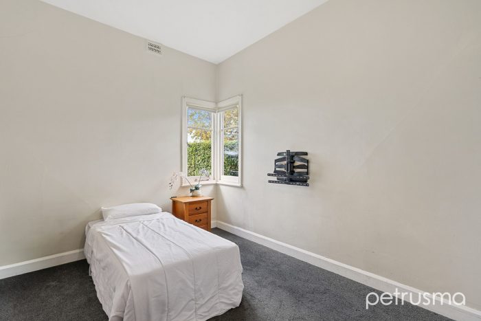 90 Regent St, Sandy Bay TAS 7005, Australia