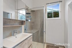 90 Regent St, Sandy Bay TAS 7005, Australia