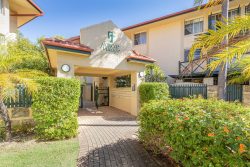 Apartment 3 T/24 Pearson St, Churchlands WA 6018, Australia