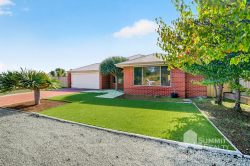 3 Sherwood Dr, Dalyellup WA 6230, Australia
