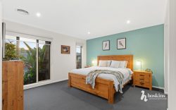 55 Sherwood Rd, Chirnside Park VIC 3116, Australia