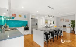 55 Sherwood Rd, Chirnside Park VIC 3116, Australia