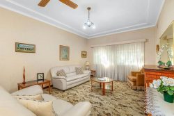 11 Chick St, Roselands NSW 2196, Australia