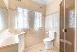 11 Chick St, Roselands NSW 2196, Australia