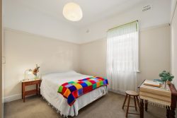 8 Station St E, Tempe NSW 2044, Australia