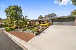 1 Turriff St, Chisholm ACT 2905, Australia