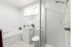 Unit 6/31 Warrs Rd, Maribyrnong VIC 3032, Australia