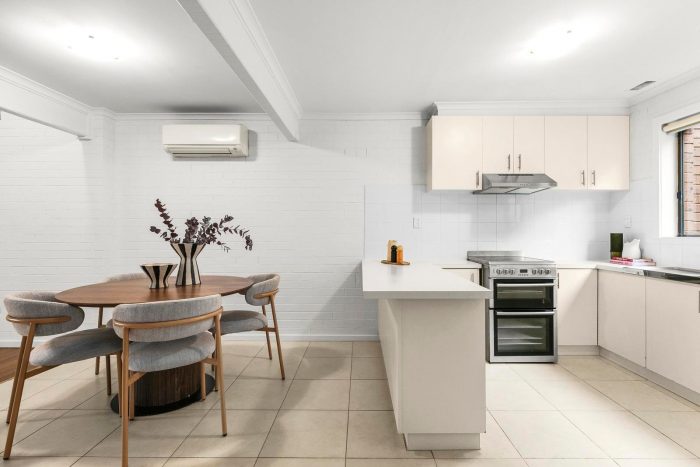 Unit 6/31 Warrs Rd, Maribyrnong VIC 3032, Australia