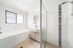65 Wildwood Cct, Mango Hill QLD 4509, Australia