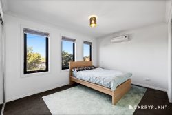 Unit 1/104 William St, St Albans VIC 3021, Australia
