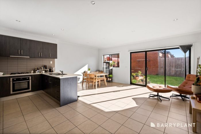 Unit 1/104 William St, St Albans VIC 3021, Australia