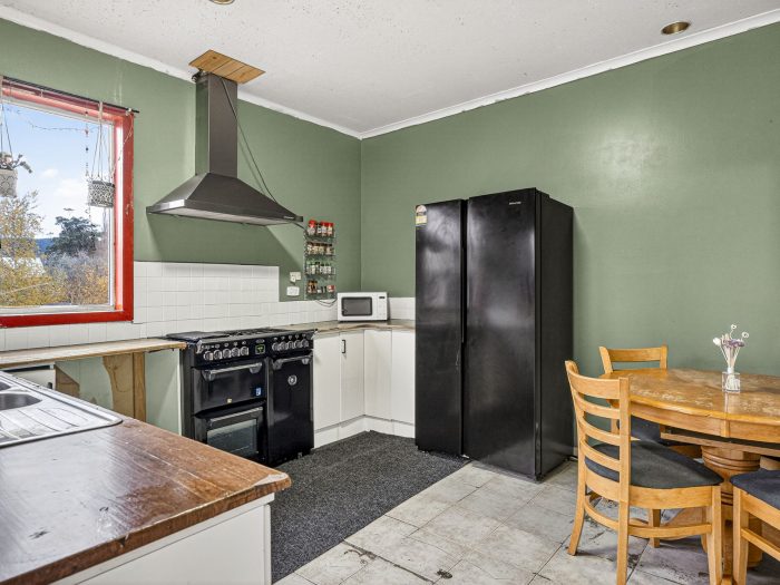 119 Wilmot Rd, Huonville TAS 7109, Australia