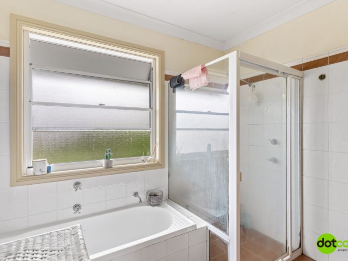 81 Winbin Cres, Gwandalan NSW 2259, Australia