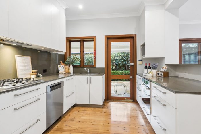 23 Yallambee Rd, Riverview NSW 2066, Australia