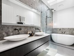 Unit 2/1A Palkana Dr, Warana QLD 4575, Australia