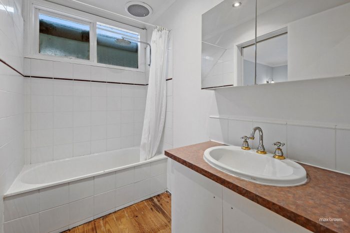 34 Eastview Ave, Seville East VIC 3139, Australia