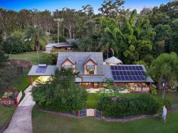 3 Aringa Way, Tallebudgera QLD 4228, Australia