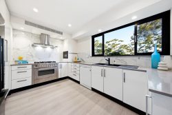 101 Arthur St, Forestville NSW 2087, Australia