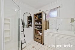 28 Baynton St, Kingston TAS 7050, Australia