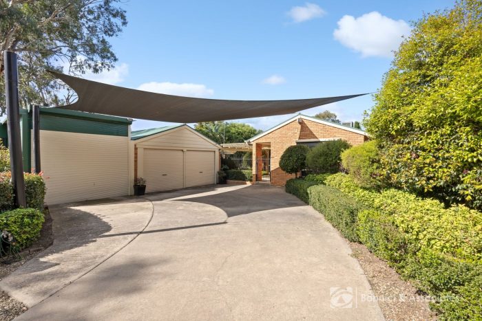 7 Bent Pl, West Wodonga VIC 3690, Australia