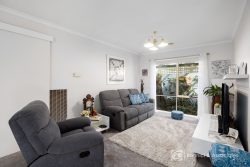 7 Bent Pl, West Wodonga VIC 3690, Australia