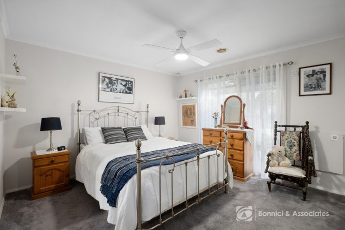 7 Bent Pl, West Wodonga VIC 3690, Australia