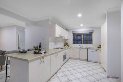 37 Brookvale Dr, Underwood QLD 4119, Australia