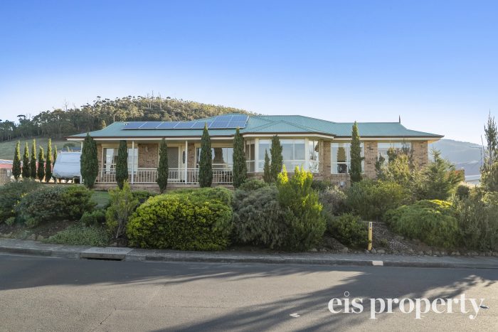 80 Branscombe Rd, Claremont TAS 7011, Australia