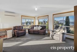 80 Branscombe Rd, Claremont TAS 7011, Australia