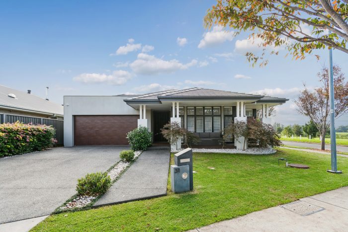 31 Brushgrove Cct, Calderwood NSW 2527, Australia